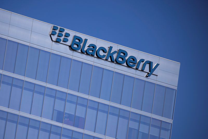 BlackBerry nomeia novo CEO e abandona planos de IPO para internet das coisas