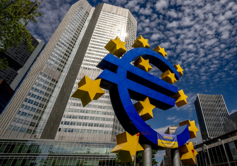 BCE solicita a alguns credores que acompanhem as redes sociais em busca de indícios antecipados de movimentações significativas em direção aos bancos.