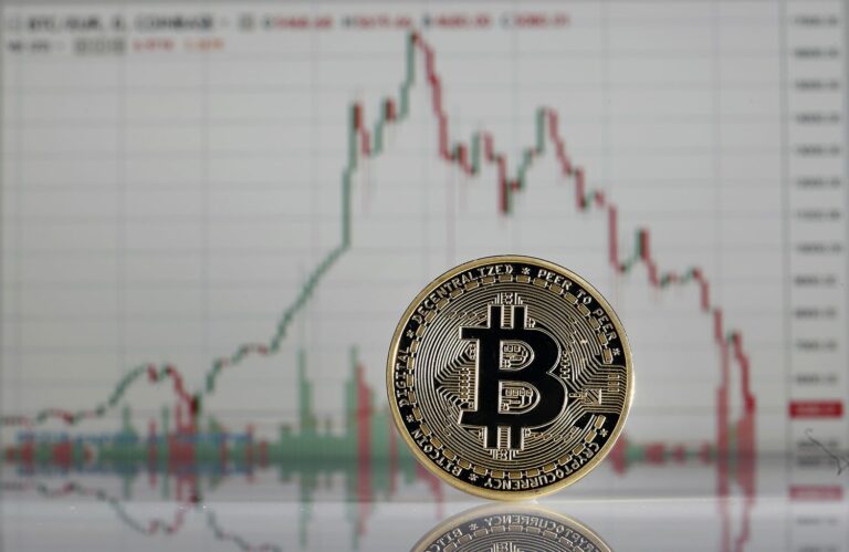 Recuo do Bitcoin continua com saídas recordes do ETF Grayscale: O que isso significa para o mercado de criptomoedas?