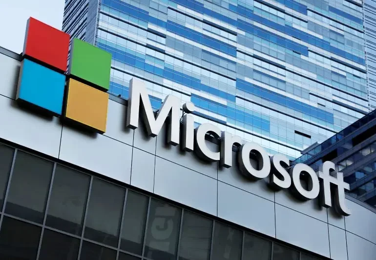 Microsoft Adverte Sobre Campanhas Online Russas para Influenciar Eleições nos EUA