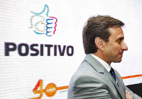 Positivo (POSI3) vai resgatar antecipadamente suas debêntures: entenda o que isso significa!