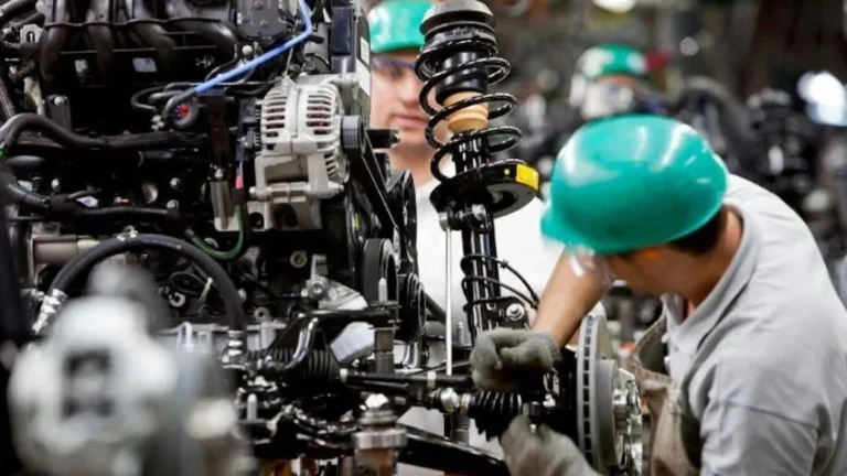 Produção Industrial no Brasil: Análise Regional de Abril 2024