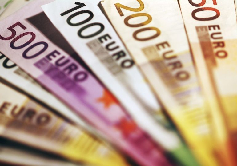 Euro Ganha Força Antes da Reunião do BCE: Expectativas e Impactos nos Mercados