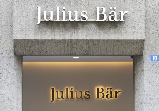 Julius Baer Nomeia Stefan Bollinger como Novo CEO em Meio a Reestruturação Pós-Disastre: O Que Esperar?
