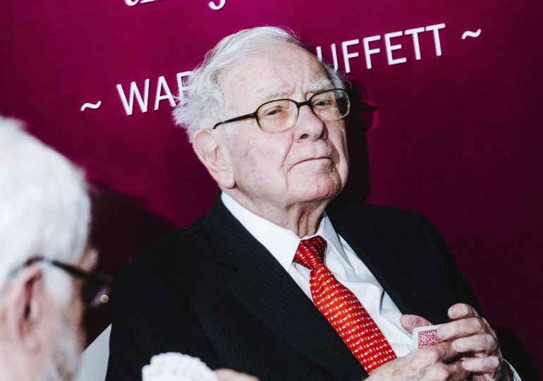 Warren Buffett Reduz Massiva Participação no Bank of America: Um Ano de Mudanças