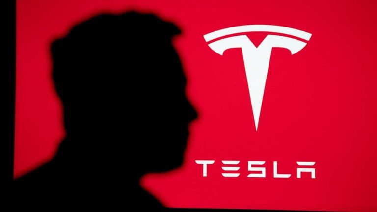 Elon Musk Planeja Transferir Sedes para o Texas; FMI Expressa Preocupações com Dívida dos EUA e Biden Avalia Mudanças no Supremo Tribunal