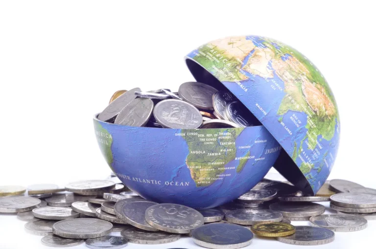 Países de Renda Média: Desafios e Caminhos para Romper a Estagnação Econômica Global