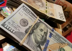 Dólar Recuando Frente ao Iene e Euro: Impacto das Declarações de Powell