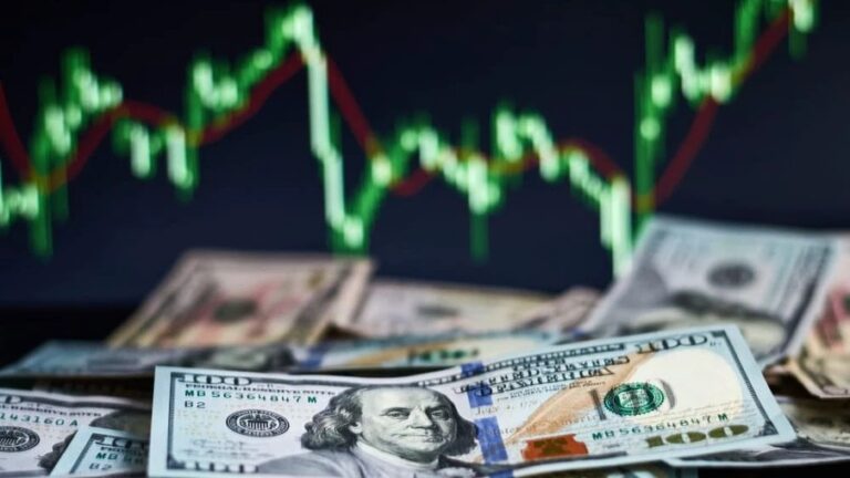 Dólar em Alta: Quarto Ganho Semanal e Expectativas no Japão