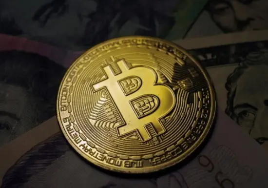 Cripto em contas 401(k): Bitcoin sobe com apoio político